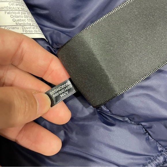 Ellen Tracy NWOT! Navy Down Hooded  Water Resist Lined Drawcord Puffer Coat - Picture 12 of 16